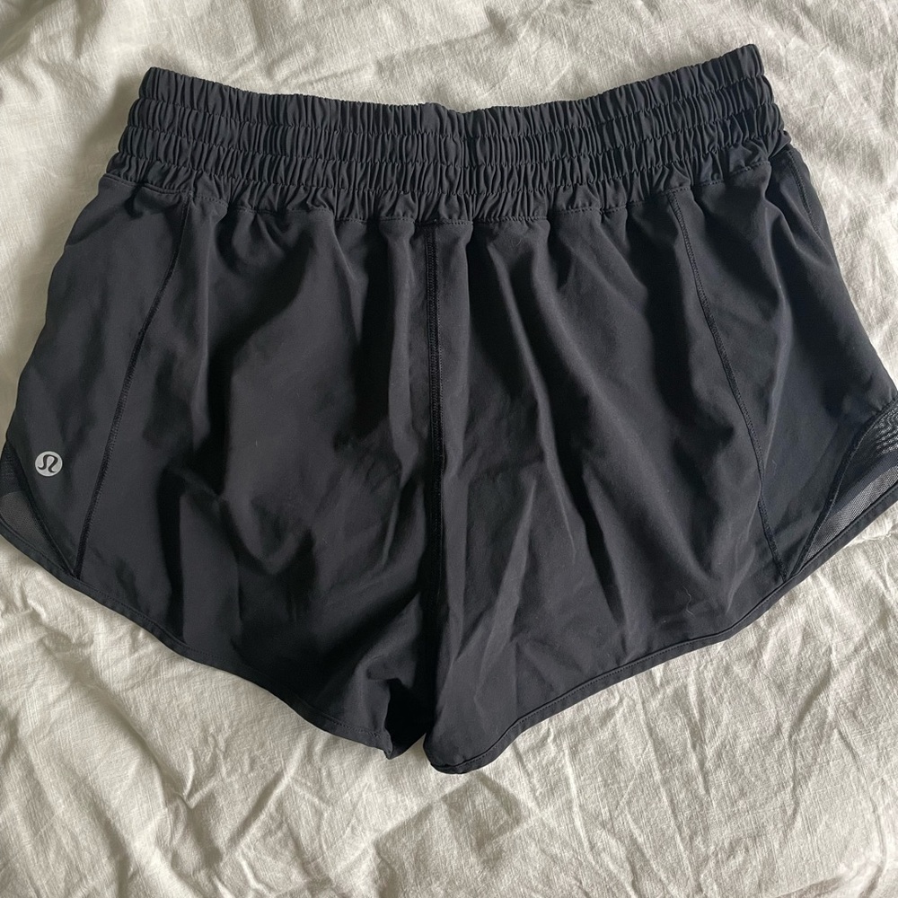 Lululemon Hotty Hot High Rise Shorts size 8
